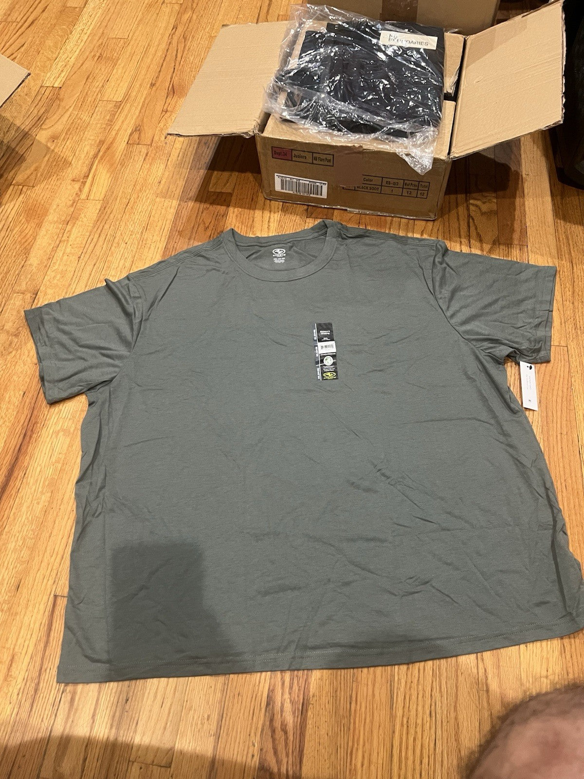 Green Shirt T-shirt