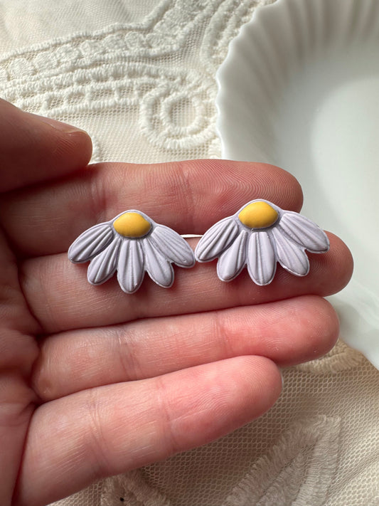 Purple Daisy Studs