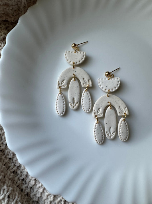 Alice, in Ivory