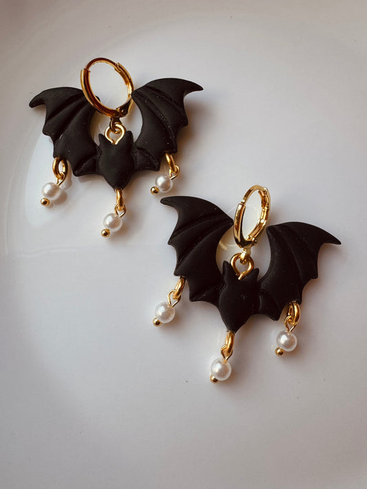 Dainty Bats