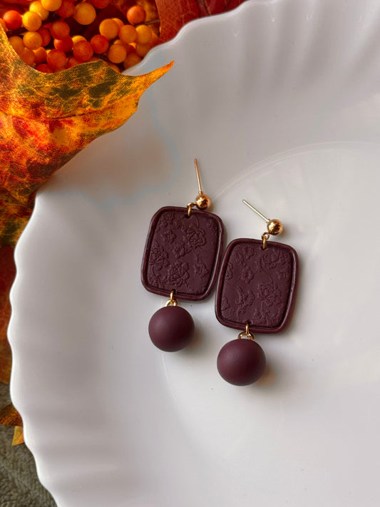 Brooklyn, in Plum